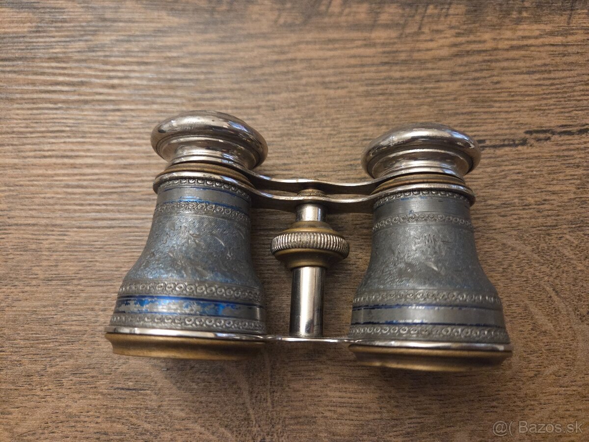 Divadelný ďalekohľad