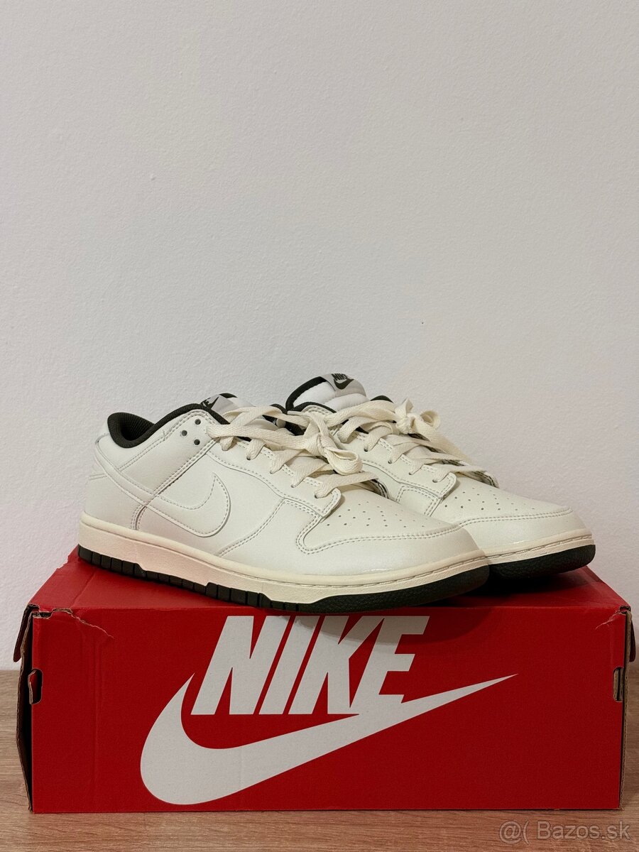 Nike Dunk Low Retro