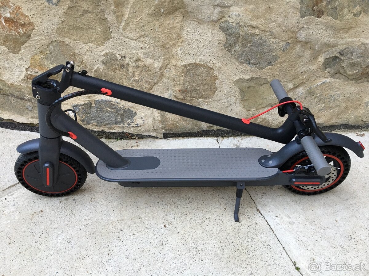 Elektrická kolobežka E-Scooter