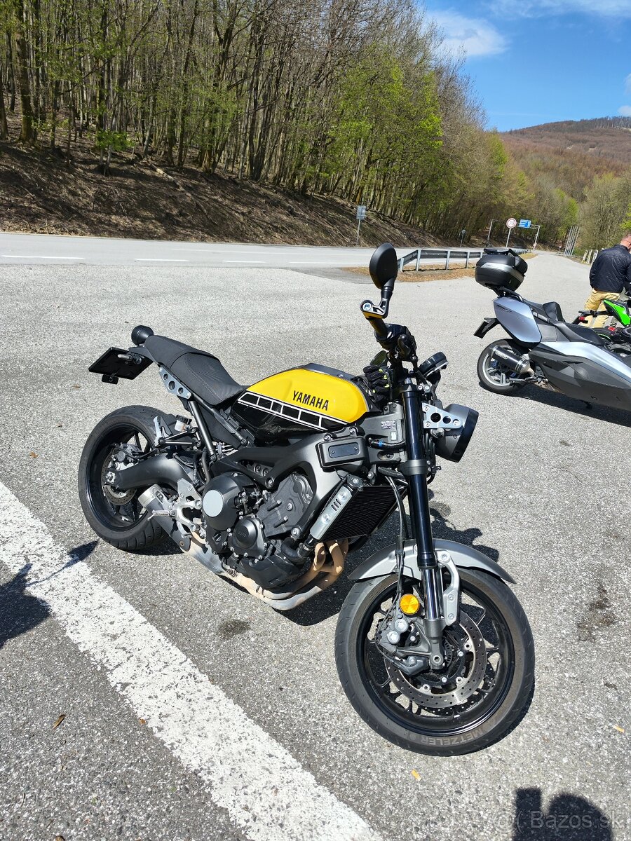 Yamaha xsr 900