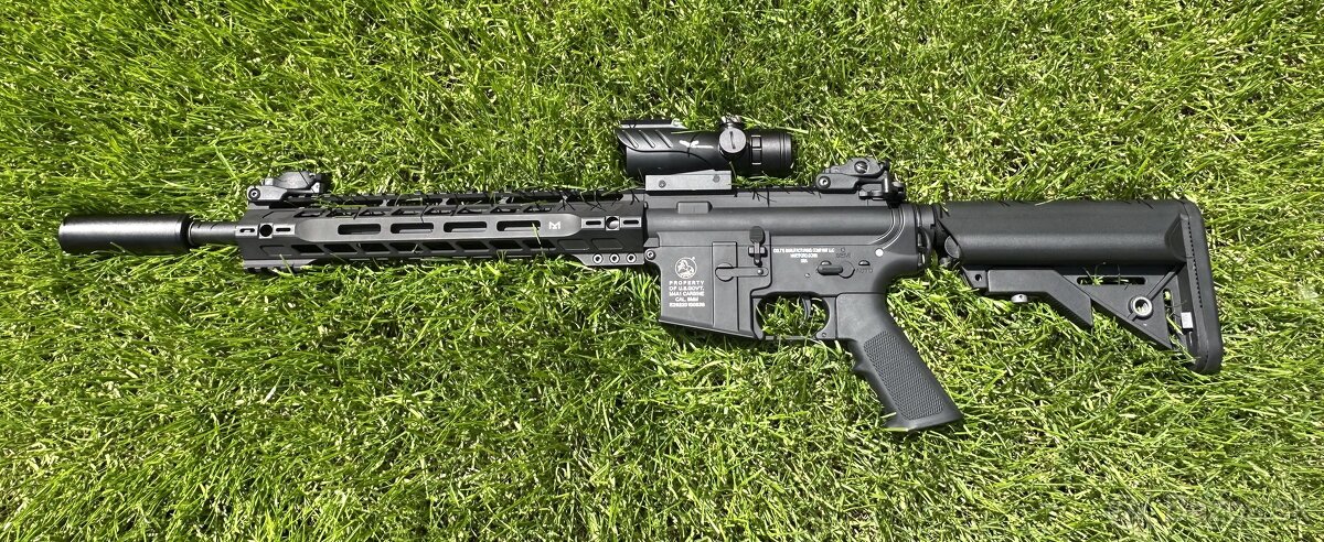 Airsoft Cybergun Colt M4A1 AEG Full Metal Long