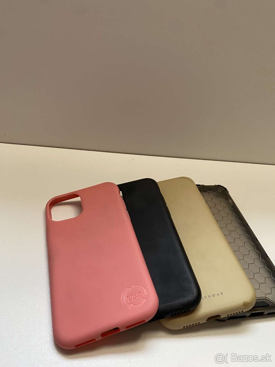 Predám kryty na Iphone 11