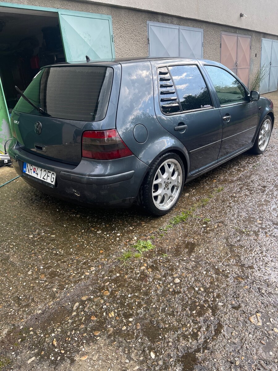 VW Golf 4