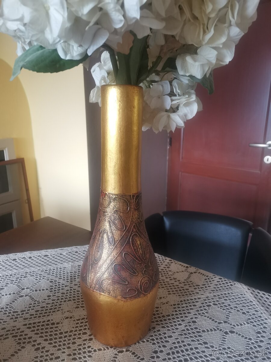 Orientálna váza z Madagaskaru