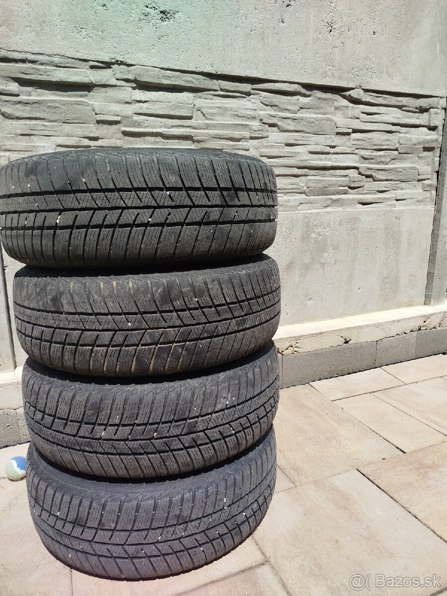 Predám zimné gumy 205/60 R16