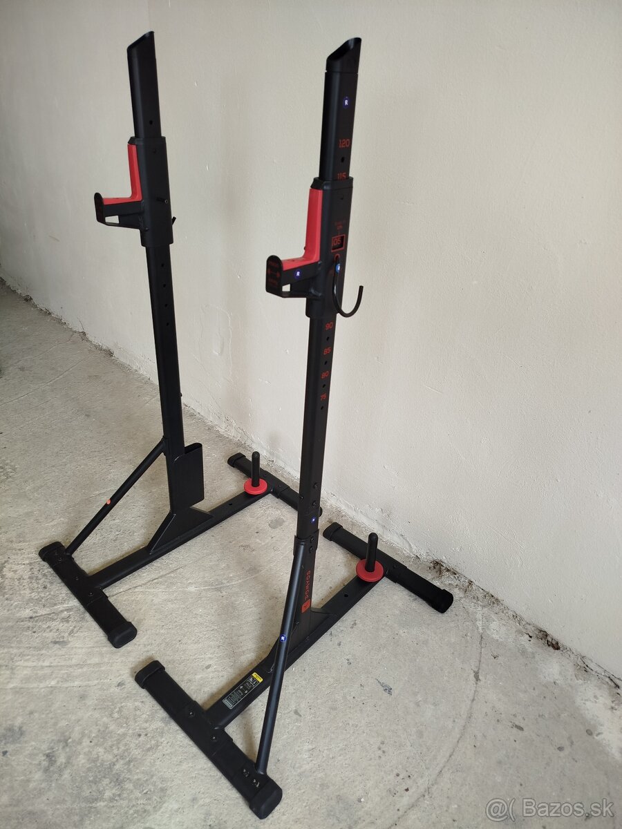 Stojany na činku