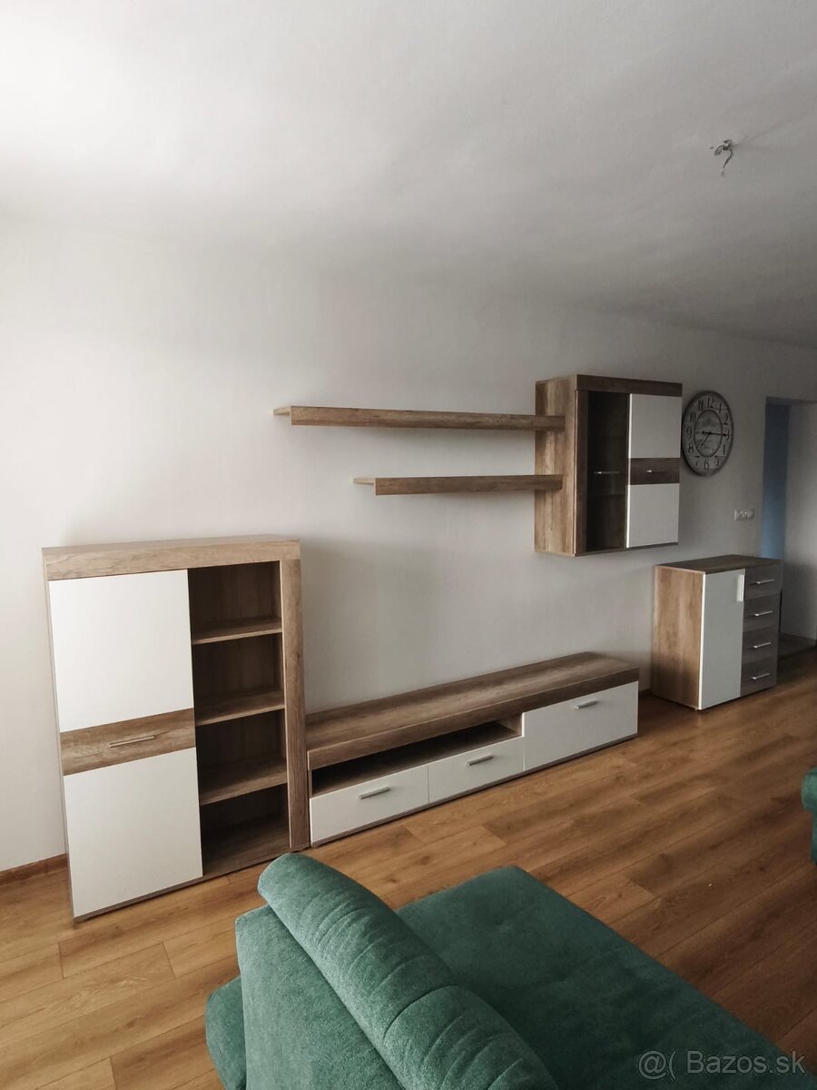 Obývacia stena