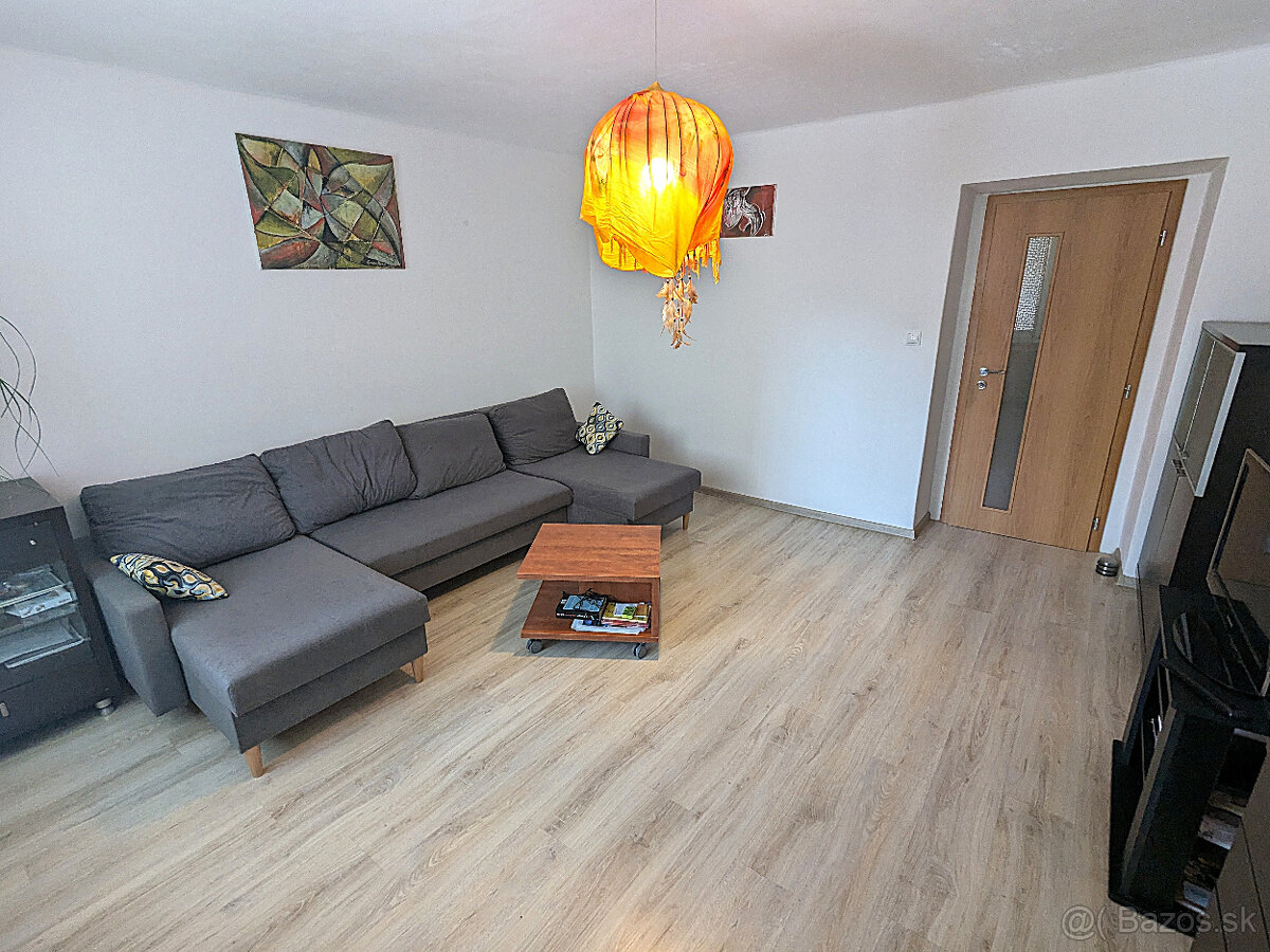 rekonštruovaný 2 i. TEHLOVÝ byt, blízko Centra, Jilemnického