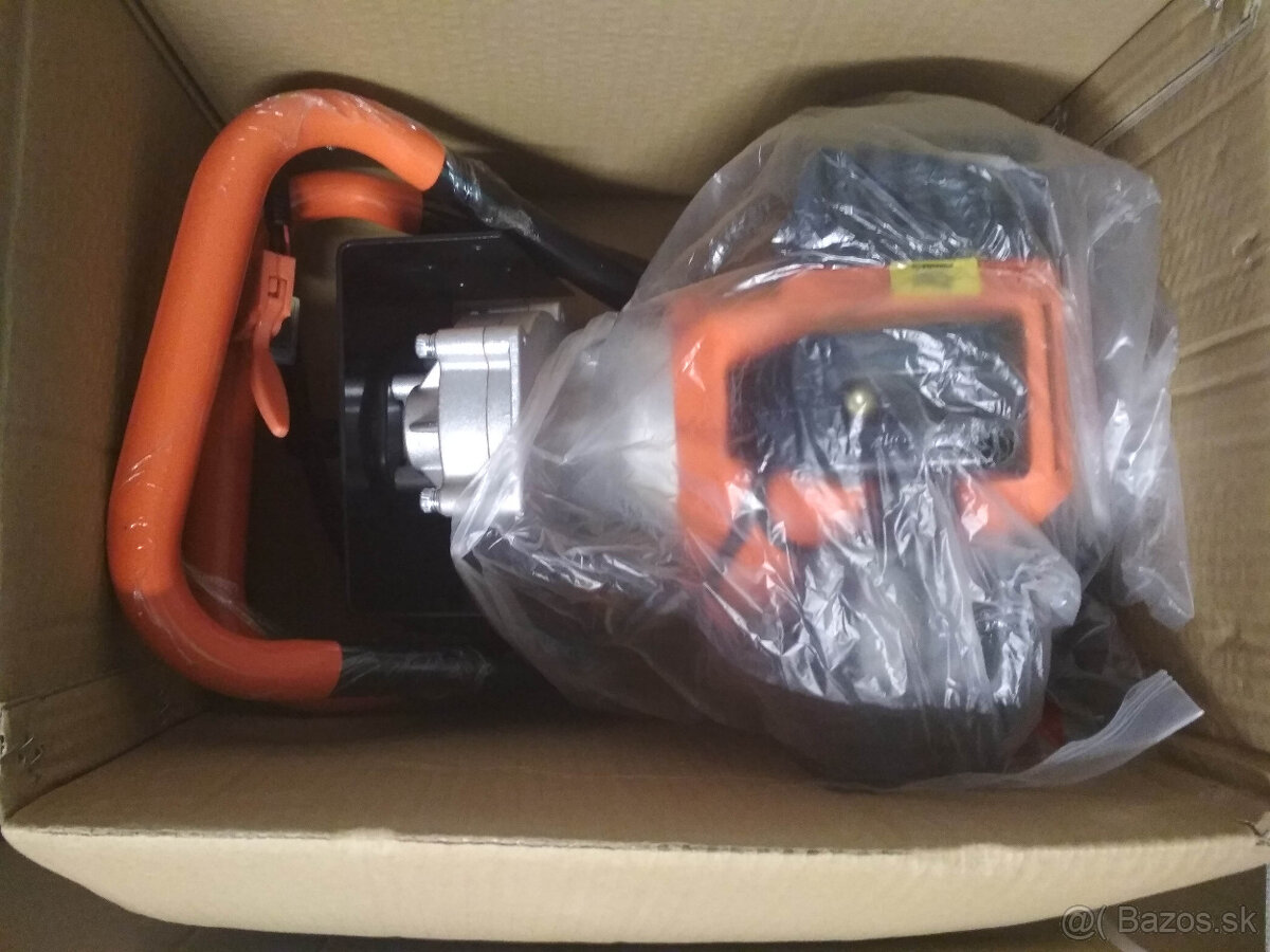 Benzínový zemný pôdny vrták s tromi vrtákmi(100, 150,200mm)-