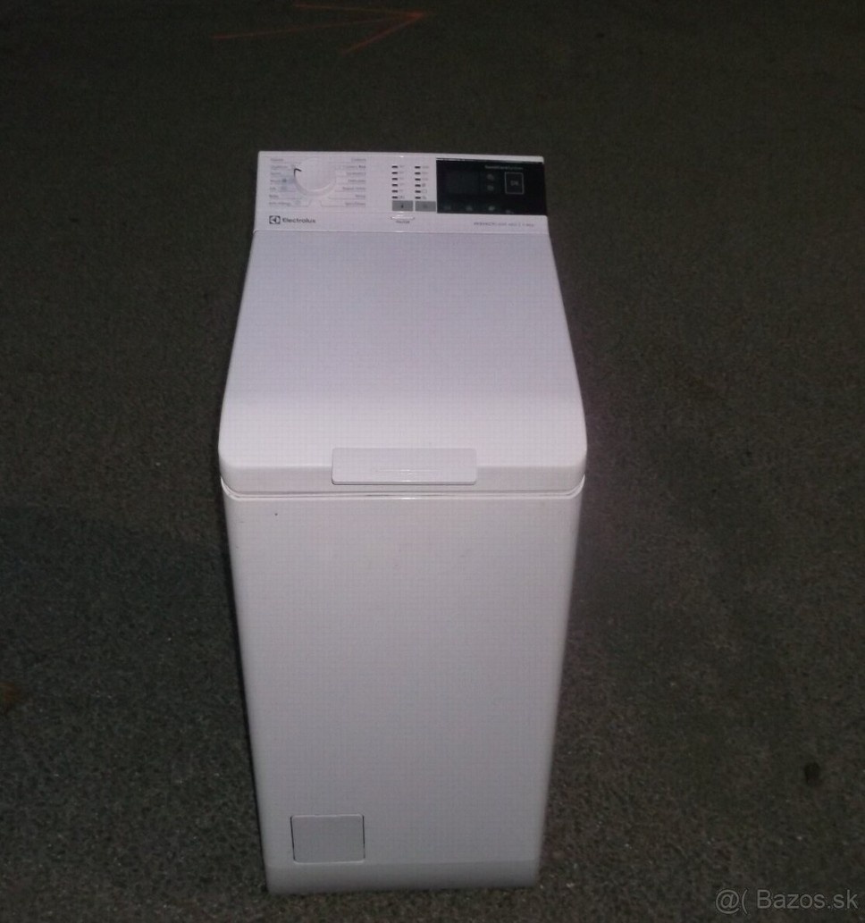 Predám 1,5-ROČNÁ plnefunkčná, automatická práčka ELECTROLUX