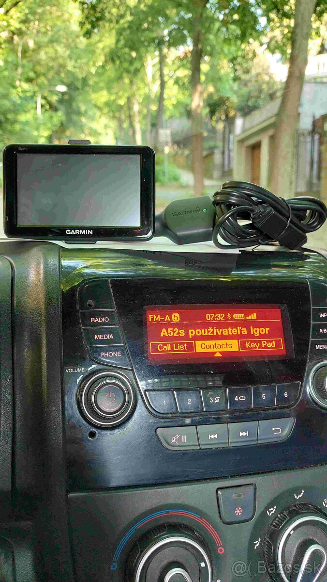 Garmin nuvi 2465LM