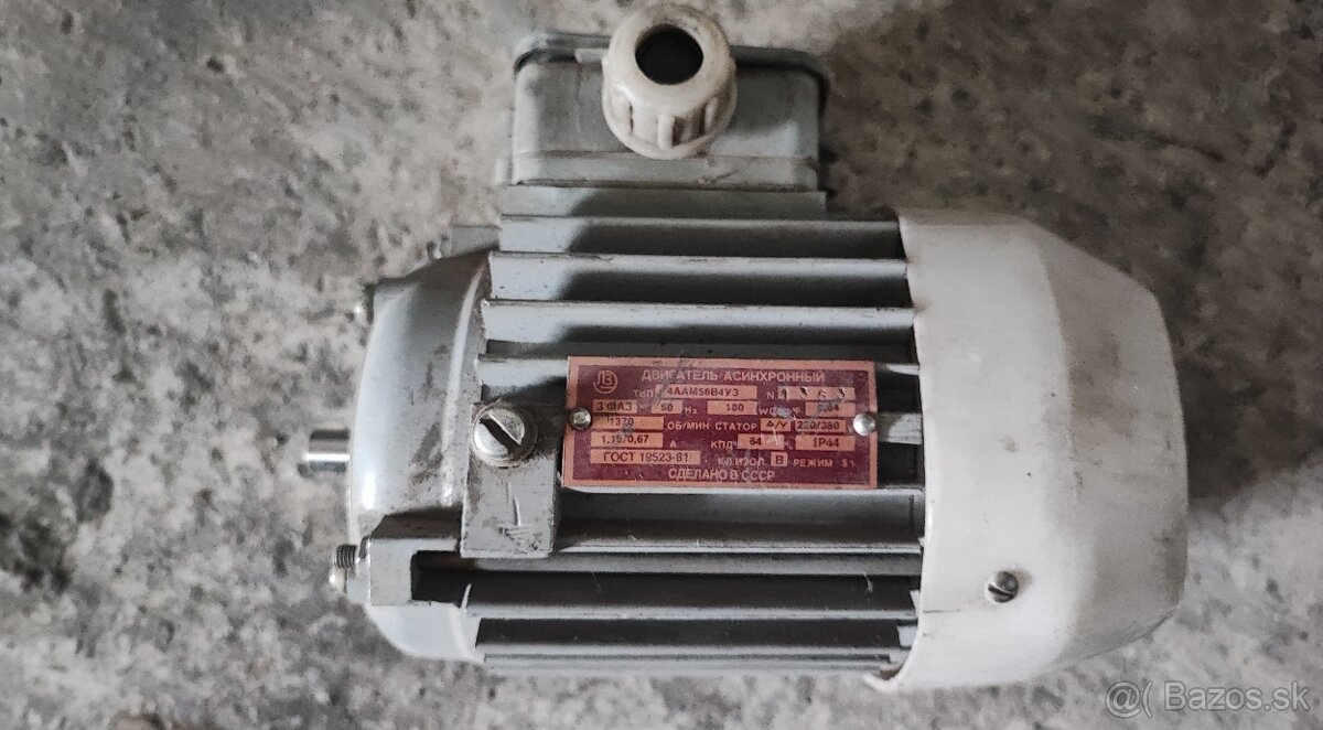 Nepoužitý 3f motor 180W