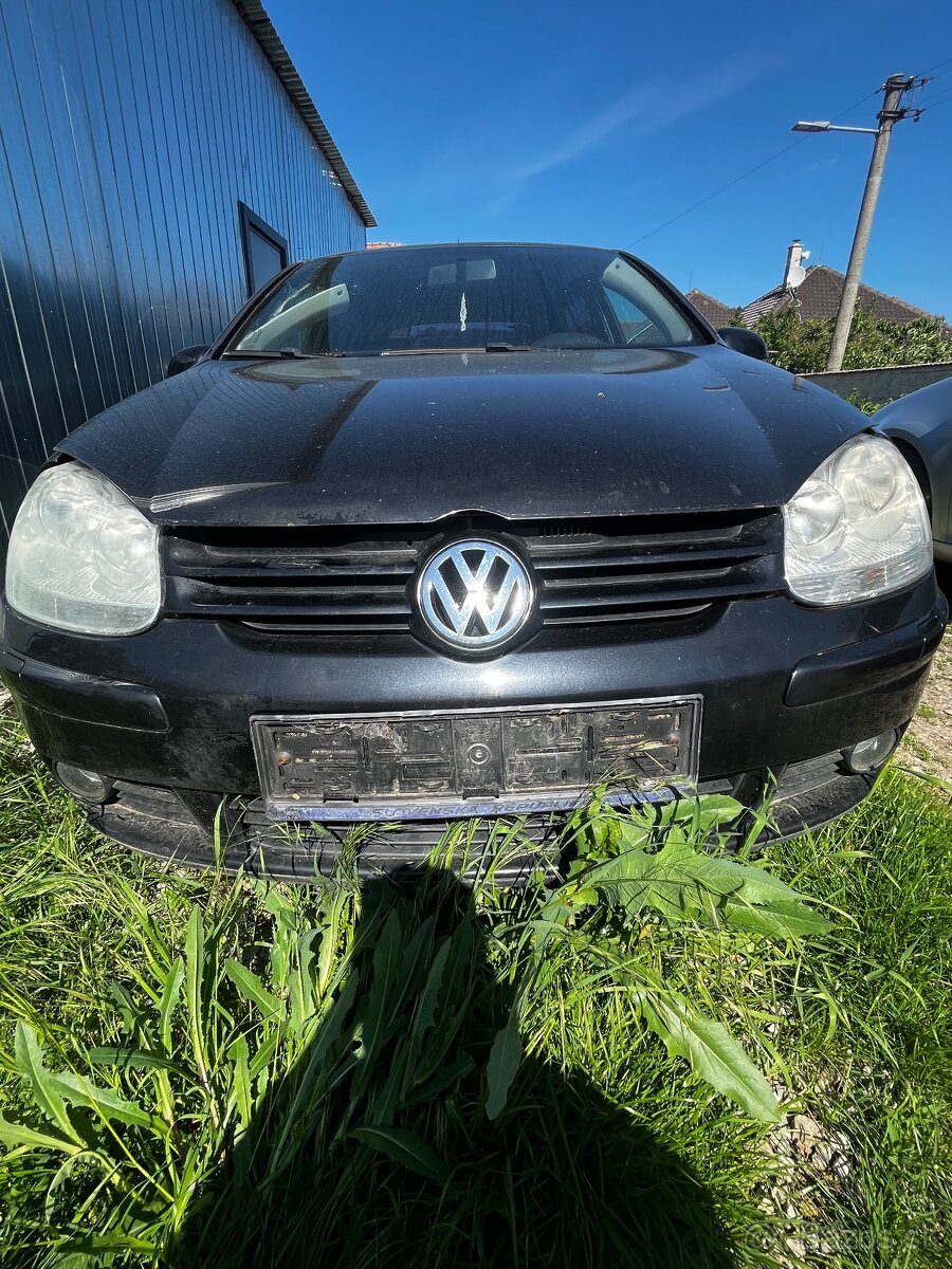 Rozpredám golf 5 1.9 tdi 77kw BLS