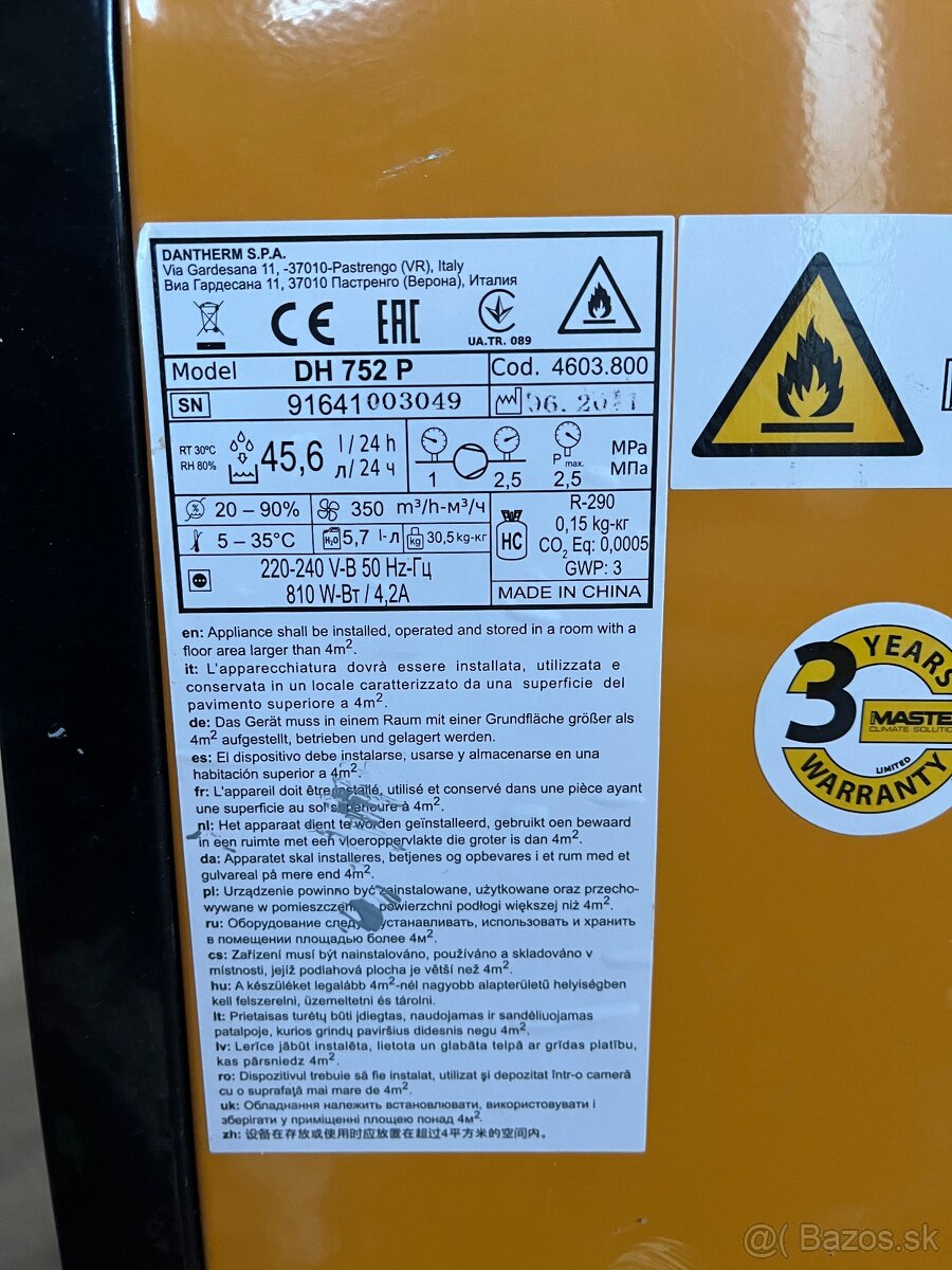 Predám odvlhčovač Master 752 P