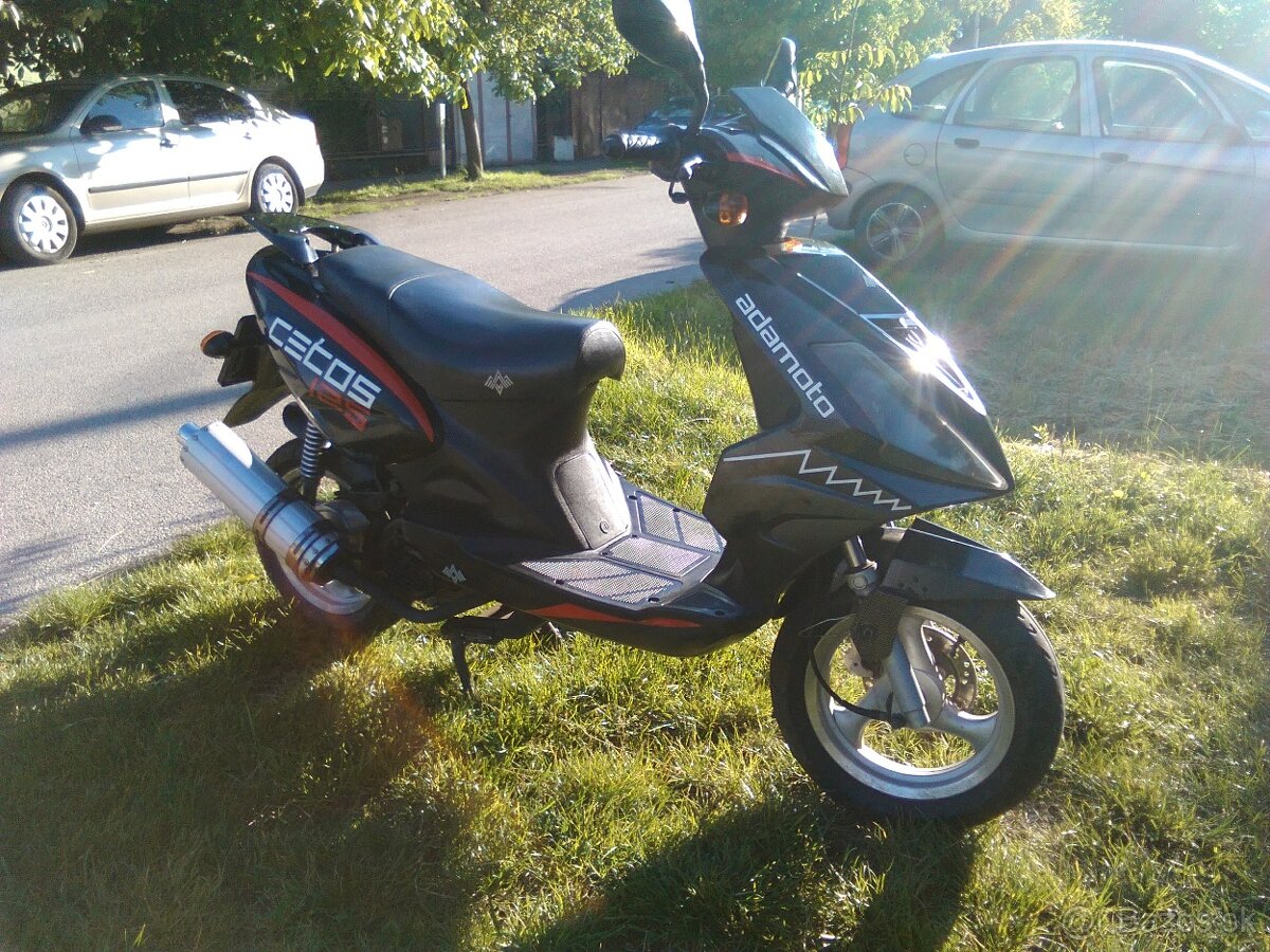 Skuter 125 Adamoto