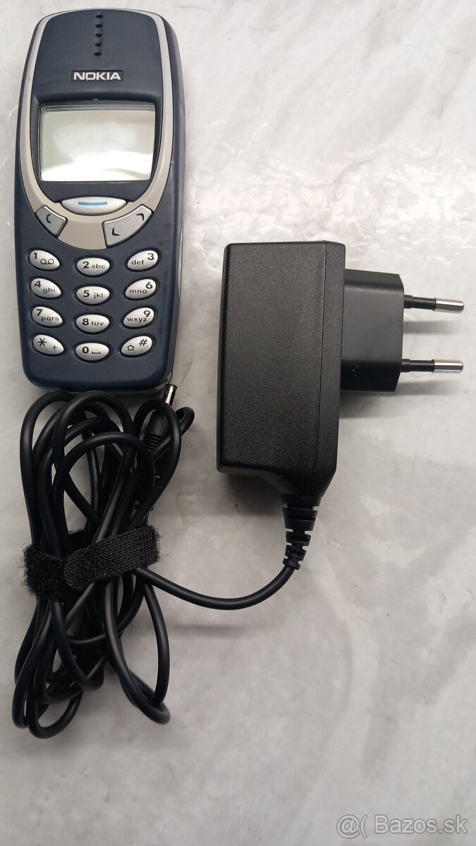 Nokia 3310.