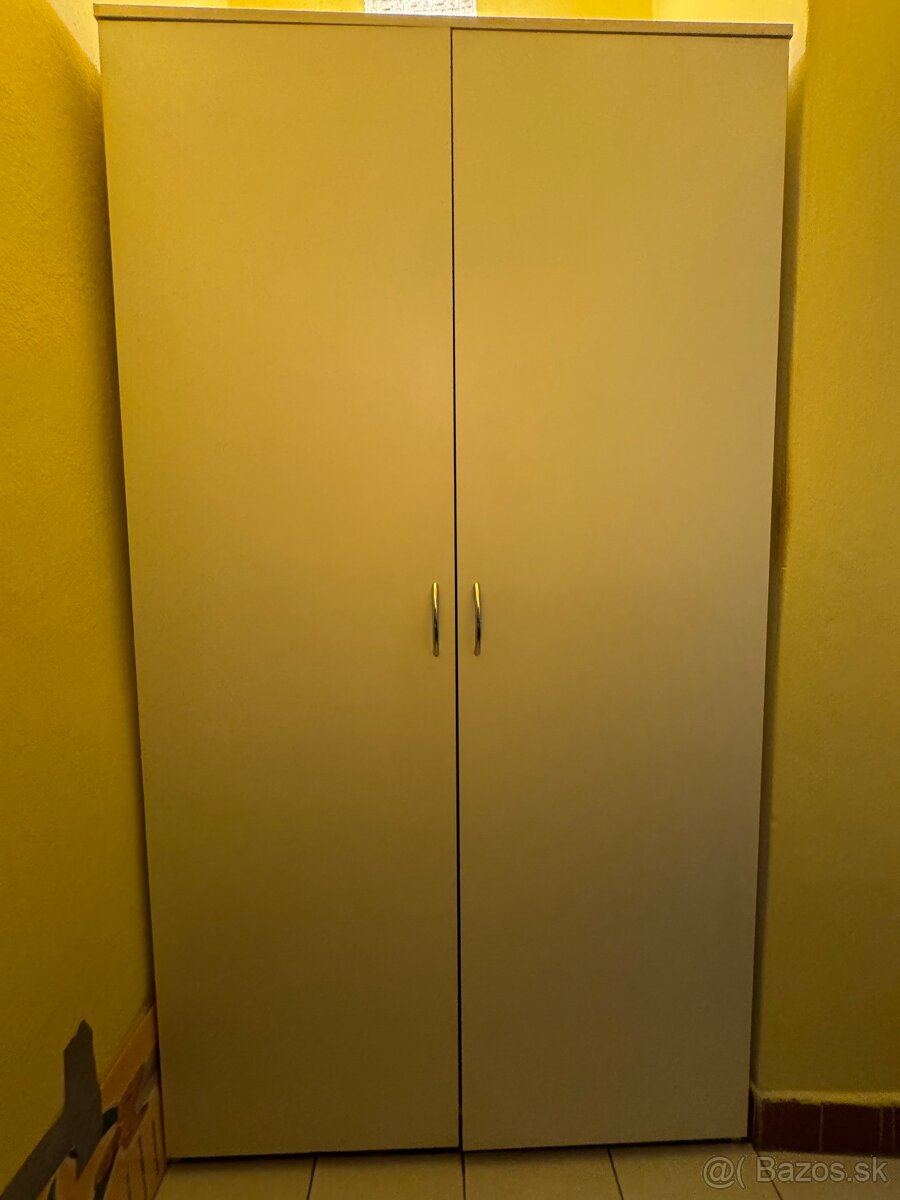 Skriňa