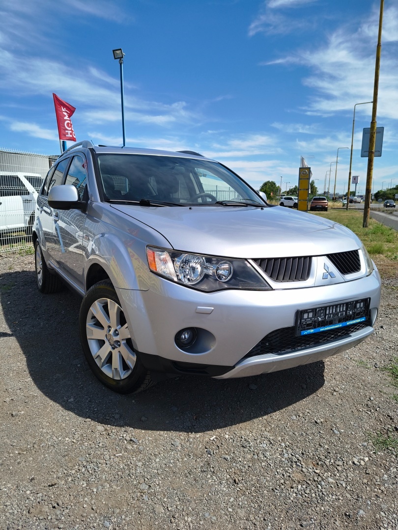 Mitsubishi Outlander 2.0 DI-D 7-miestne