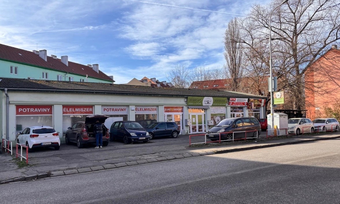 Predám budovu v centre Komárna