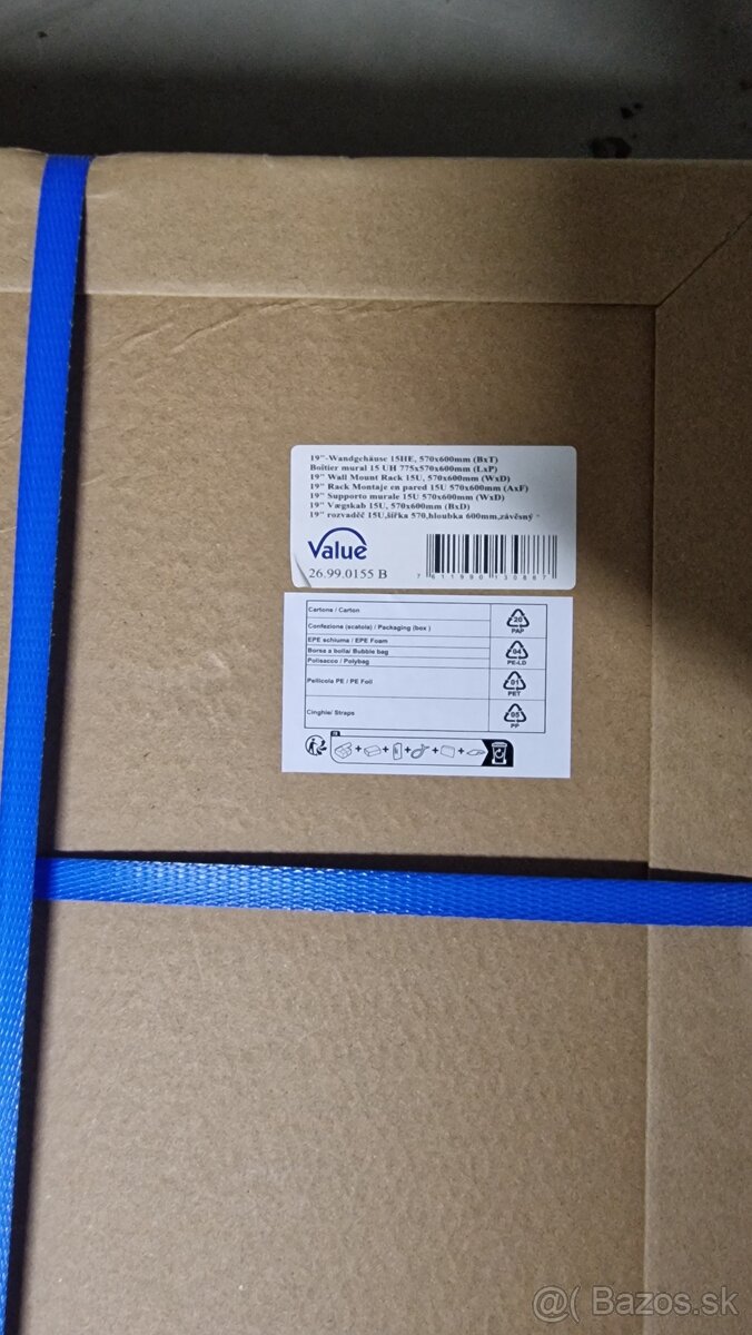 19' RACK na stenu value novy (nerozbalený)