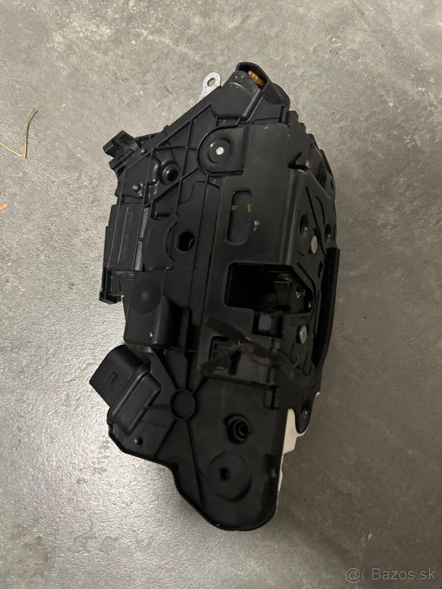 Zámok predných ľavých dverí Superb 2, Fabia 2