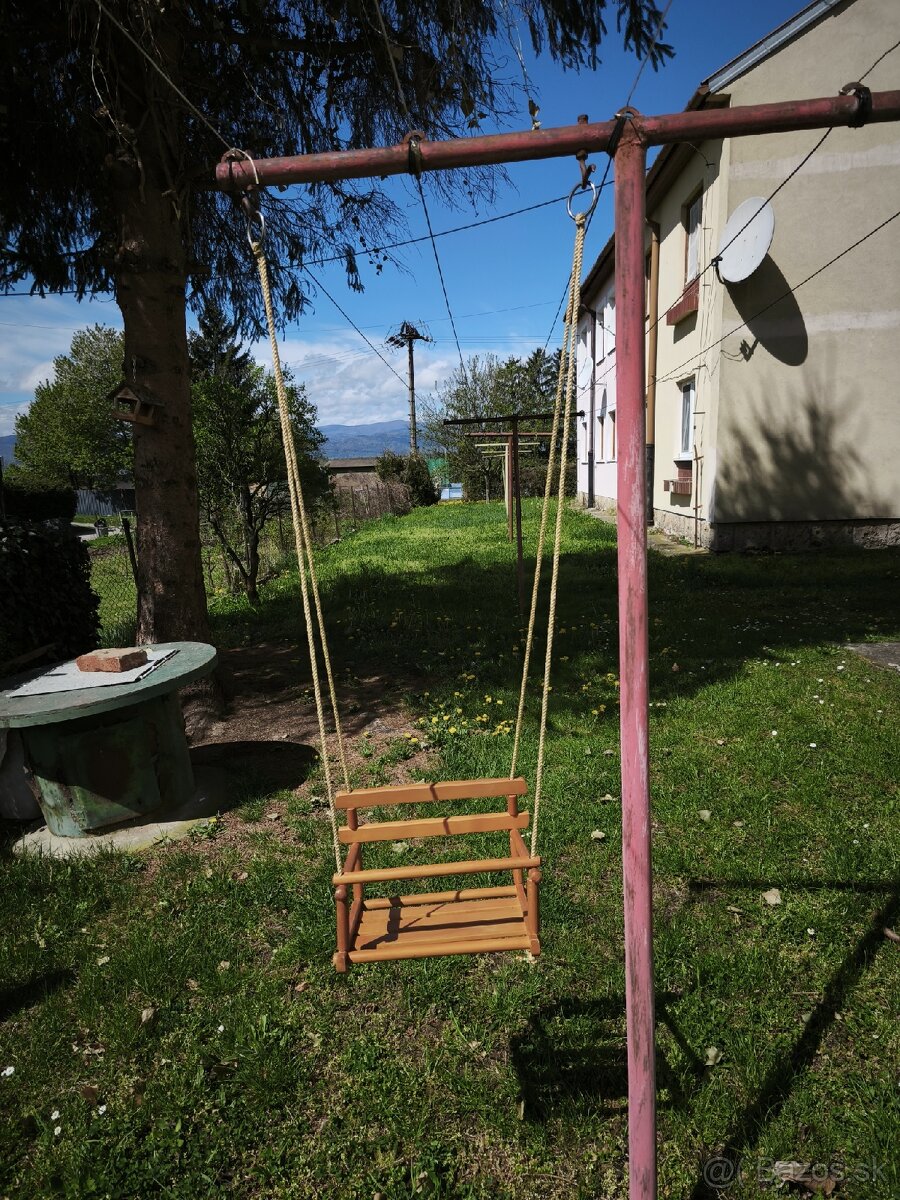 Detska drevena RETRO hojdačka