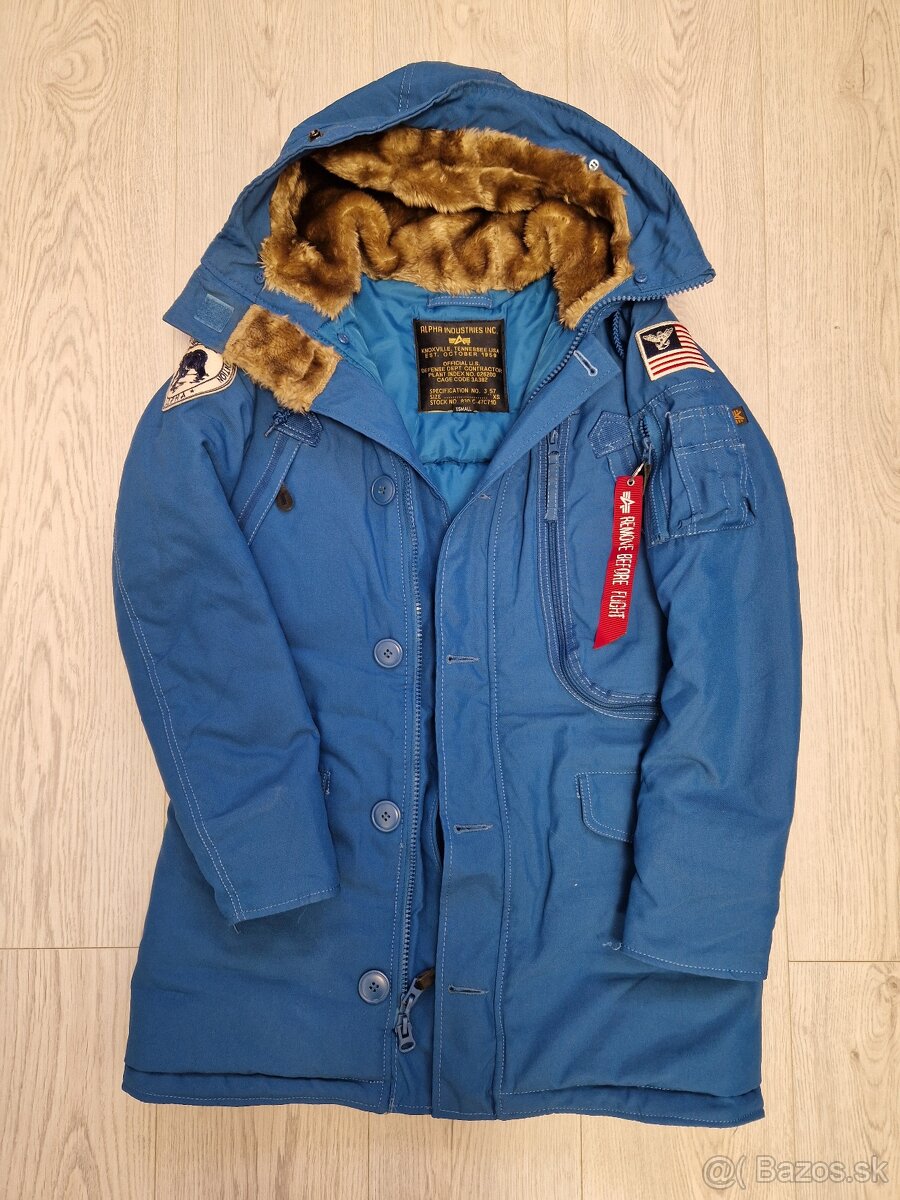 Dámska zimná bunda Alpha Industries