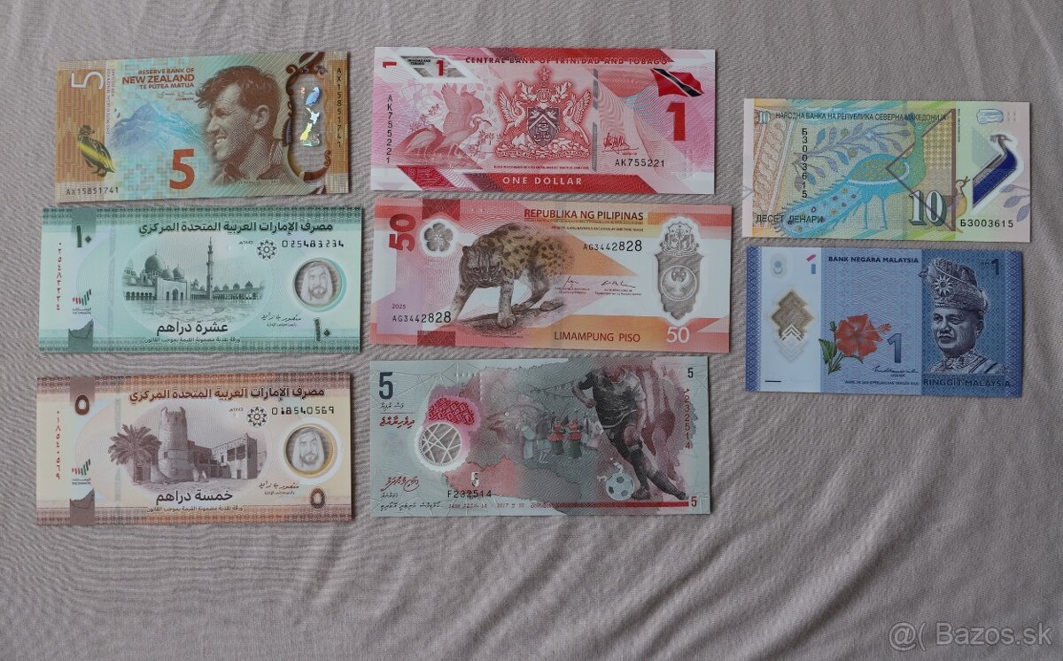 Unc bankovky polymer 8x