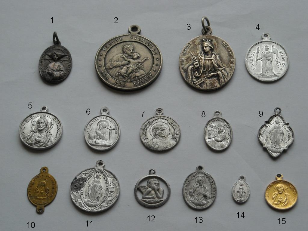 Medaily svätcov a Starožitné sväté obrázky na skle