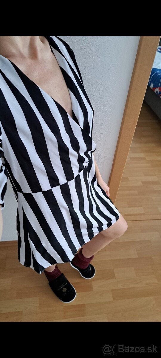 Nové miny šaty S
