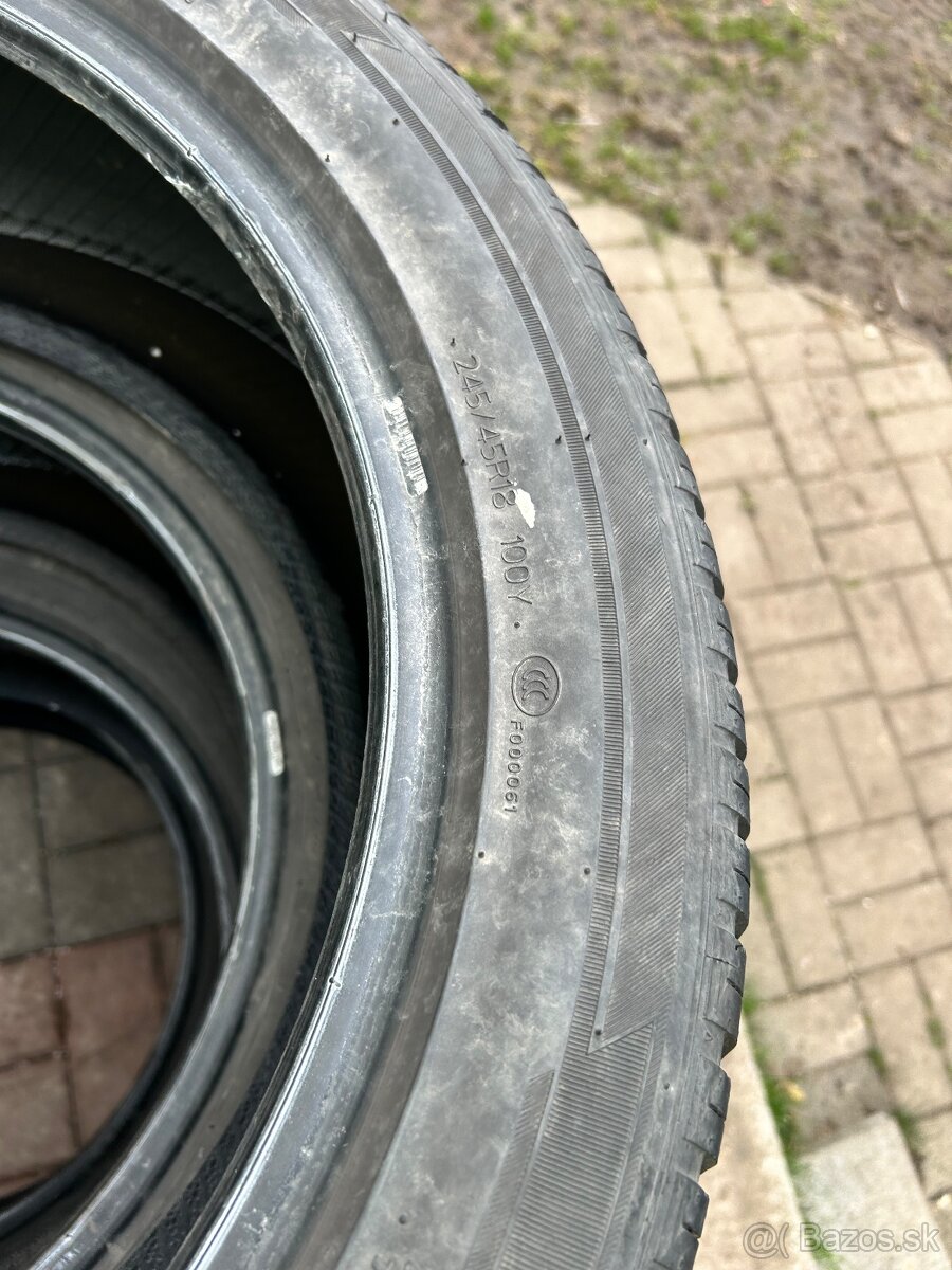 Celoročne pneumatiky HANKOOK