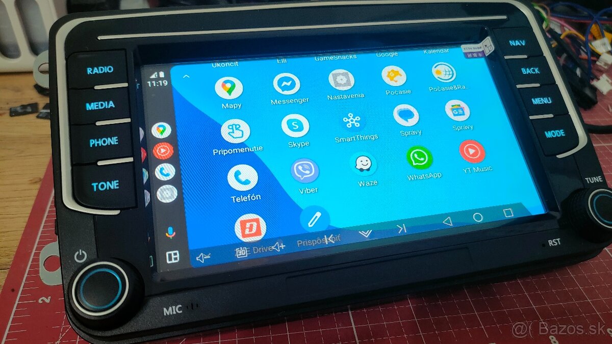 2DIN Autorádio CARPLAY Skoda VW USB+Navi