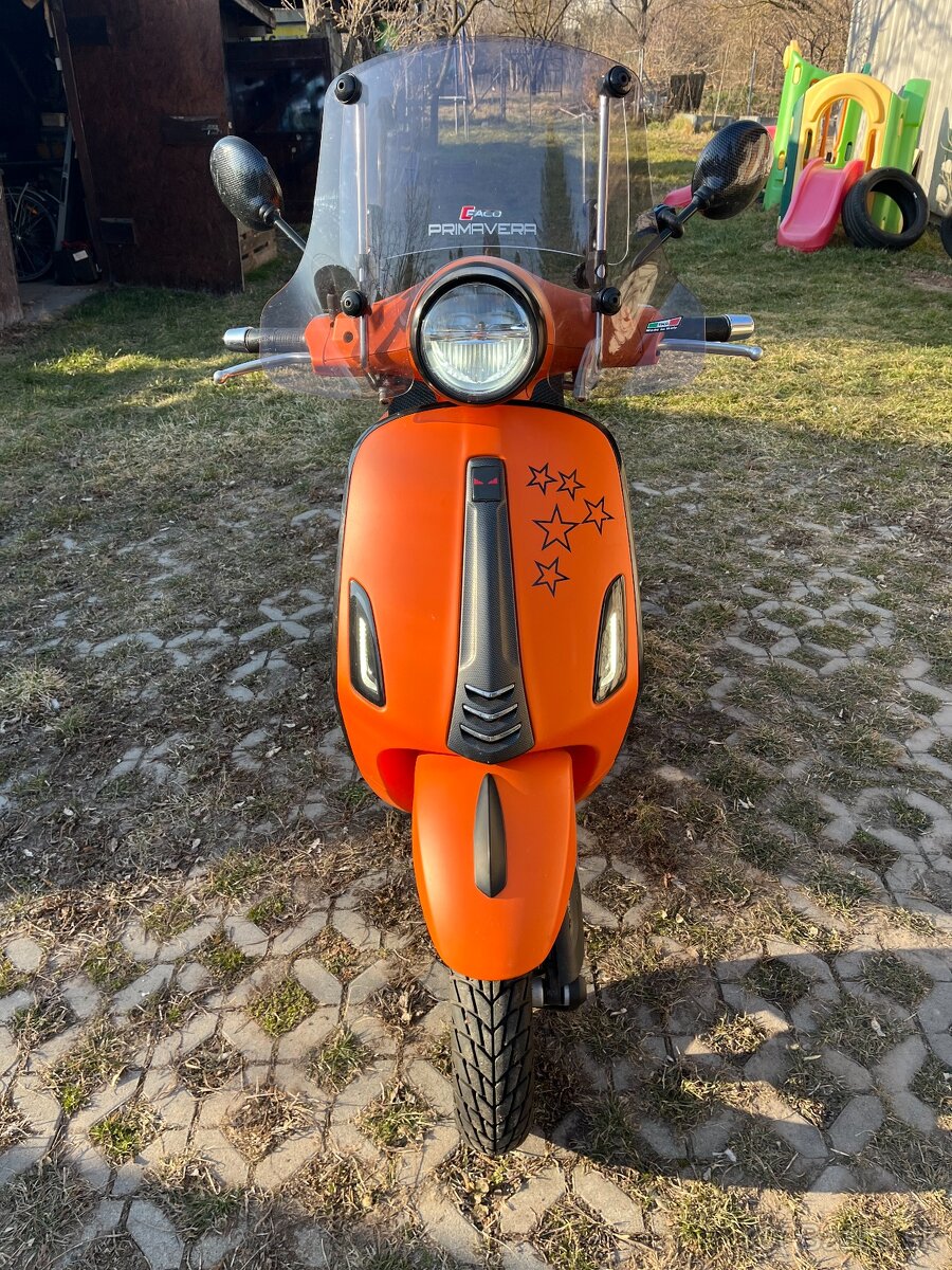 Vespa Primavera 150