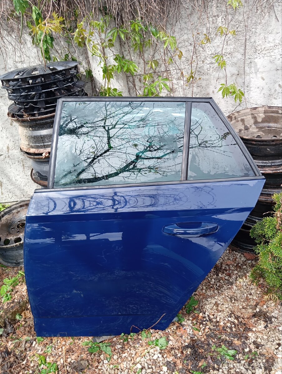 Predám na Fabiu 3 dieli