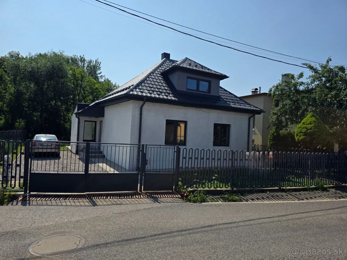 Dom 75 m2 + pozemok 450 m2, Bánovce nad Bebravou-Biskupice.