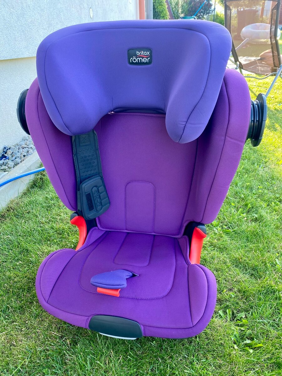 Britax Römer Kidfix 15-36kg