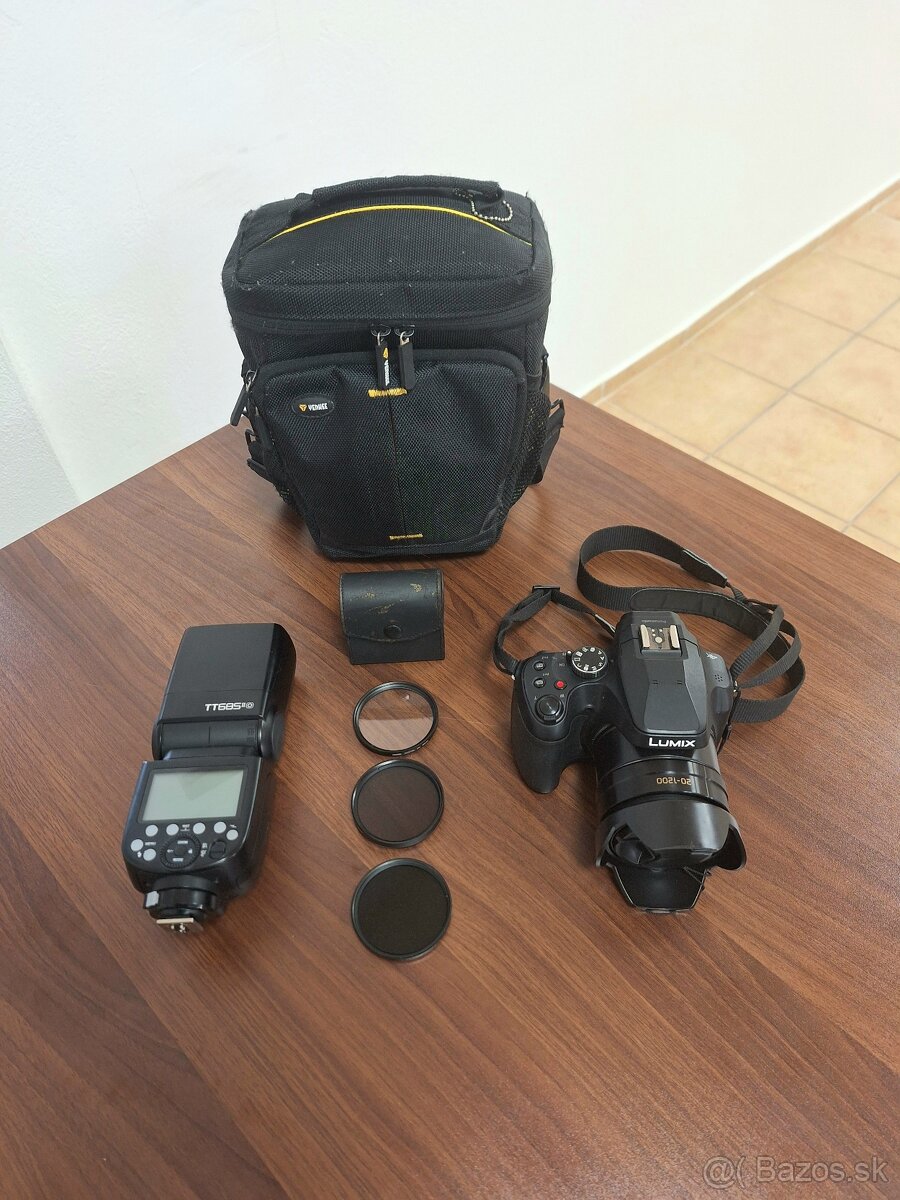 Panasonic Lumix DC-FZ82 + Godox TT682 II