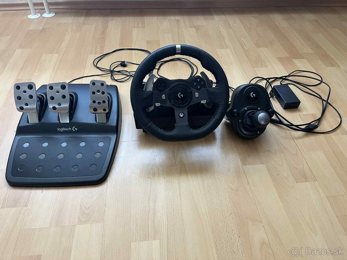 Logitech G920 + pedále + radiaca páka