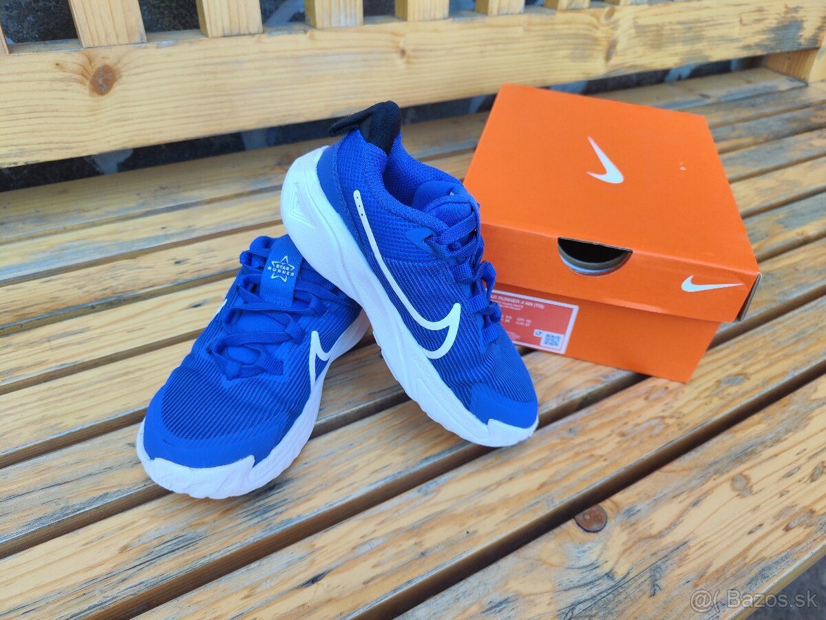 Nike Star Runner