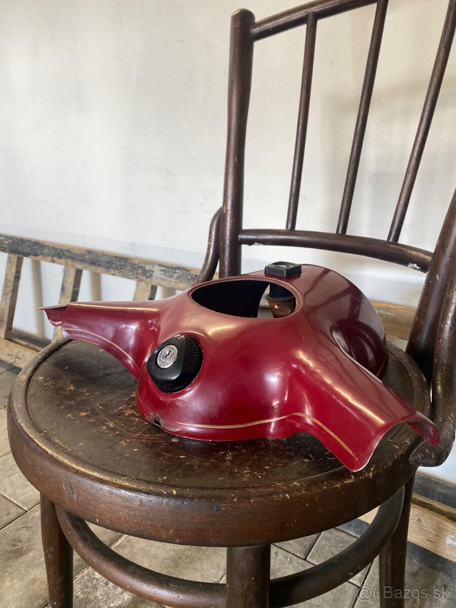 Maska Jawa 250/350 panelka