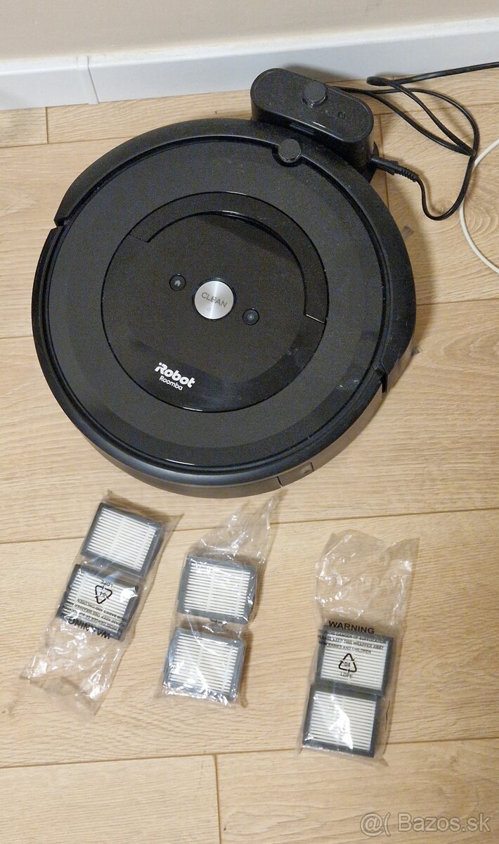 REZERVE-robotický vysávač irobot roomba e5