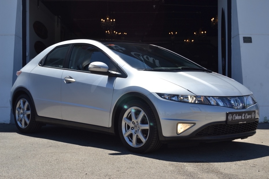 Honda civic 8g kufrove dvere