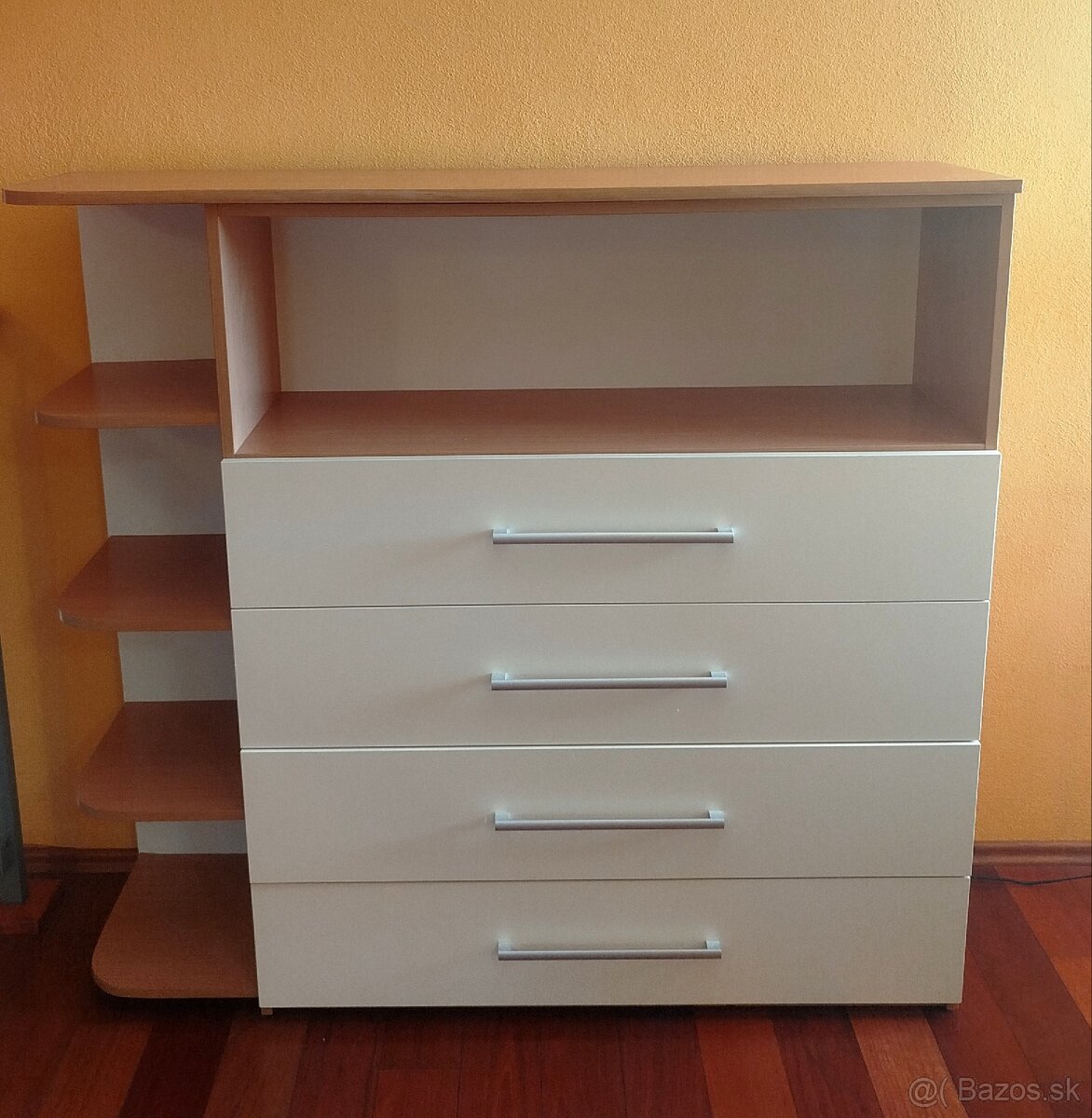 Komoda / skrinka