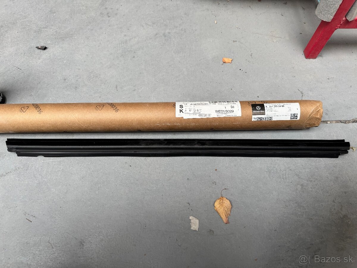 Mercedes GLE W167  tesnenie dverí predné pravé