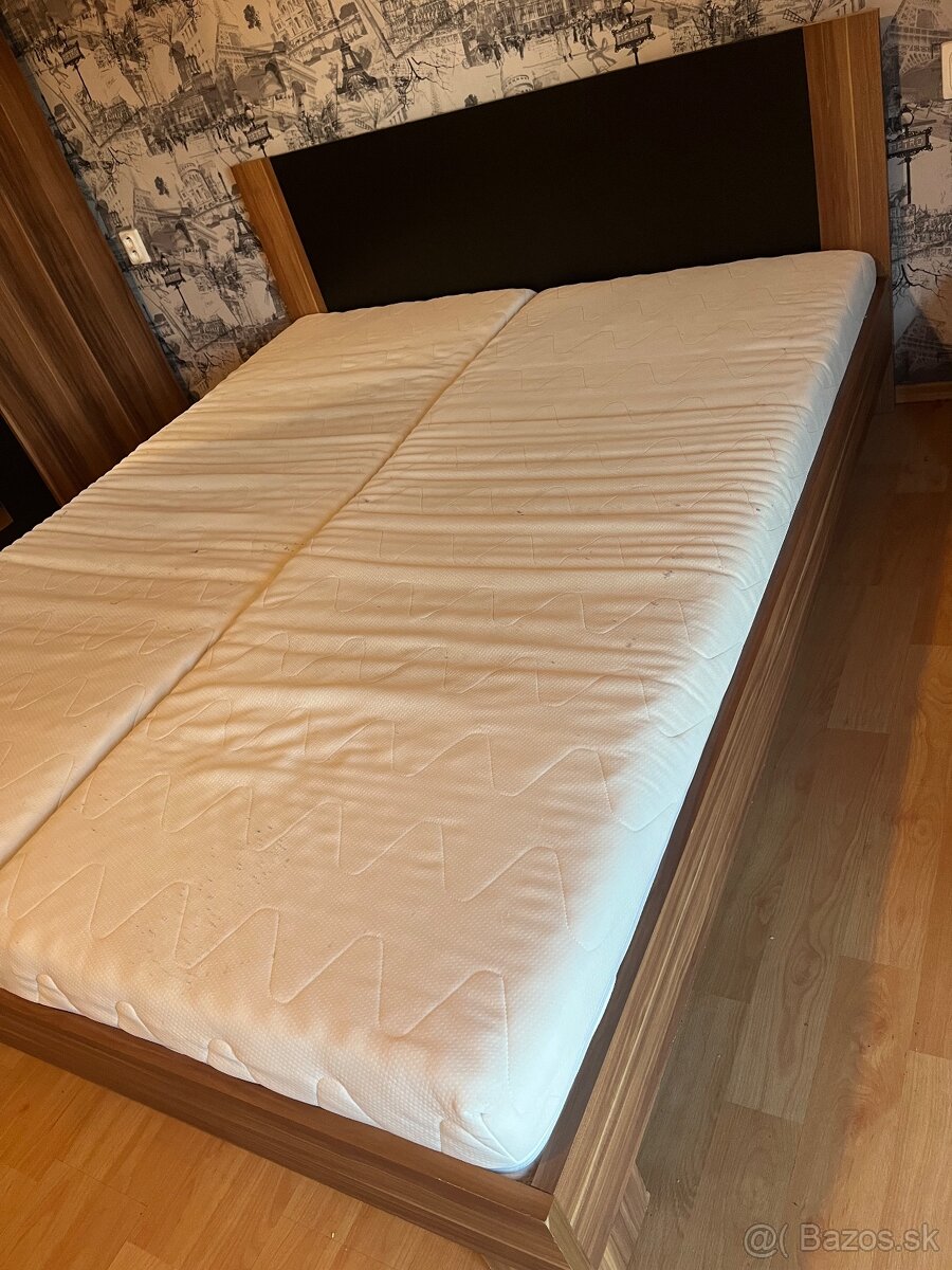 Manželská posteľ 200x160