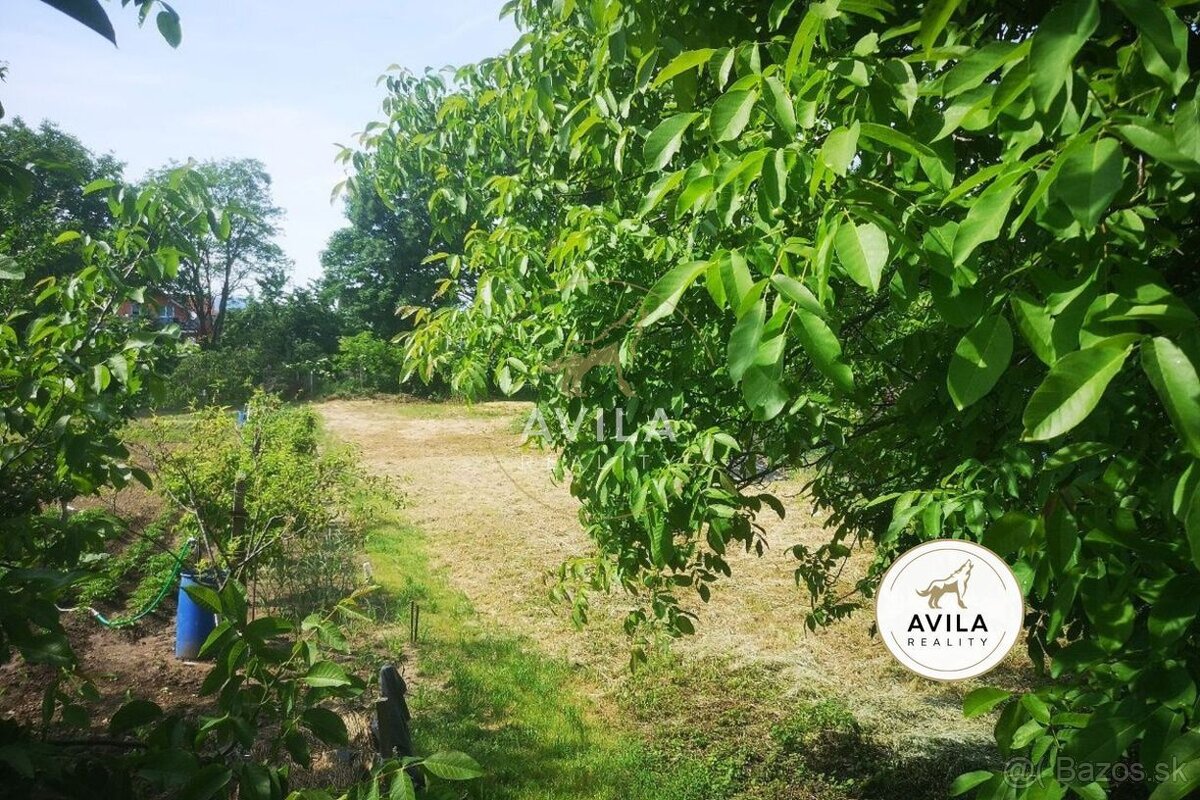 NA PREDAJ: pekná záhrada 752m2 v intraviláne - Suchá nad Par