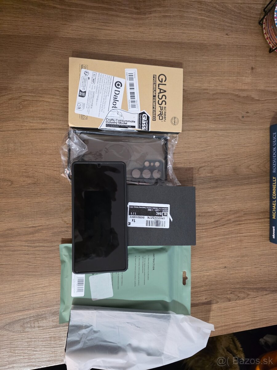 Samsung S25 Ultra 12 / 1TB HDD