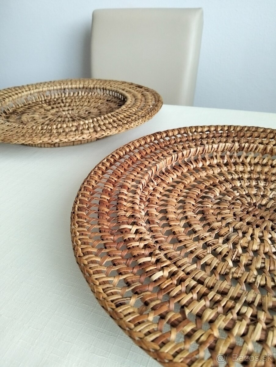 Prírodné prestieranie pod taniere 2 ks