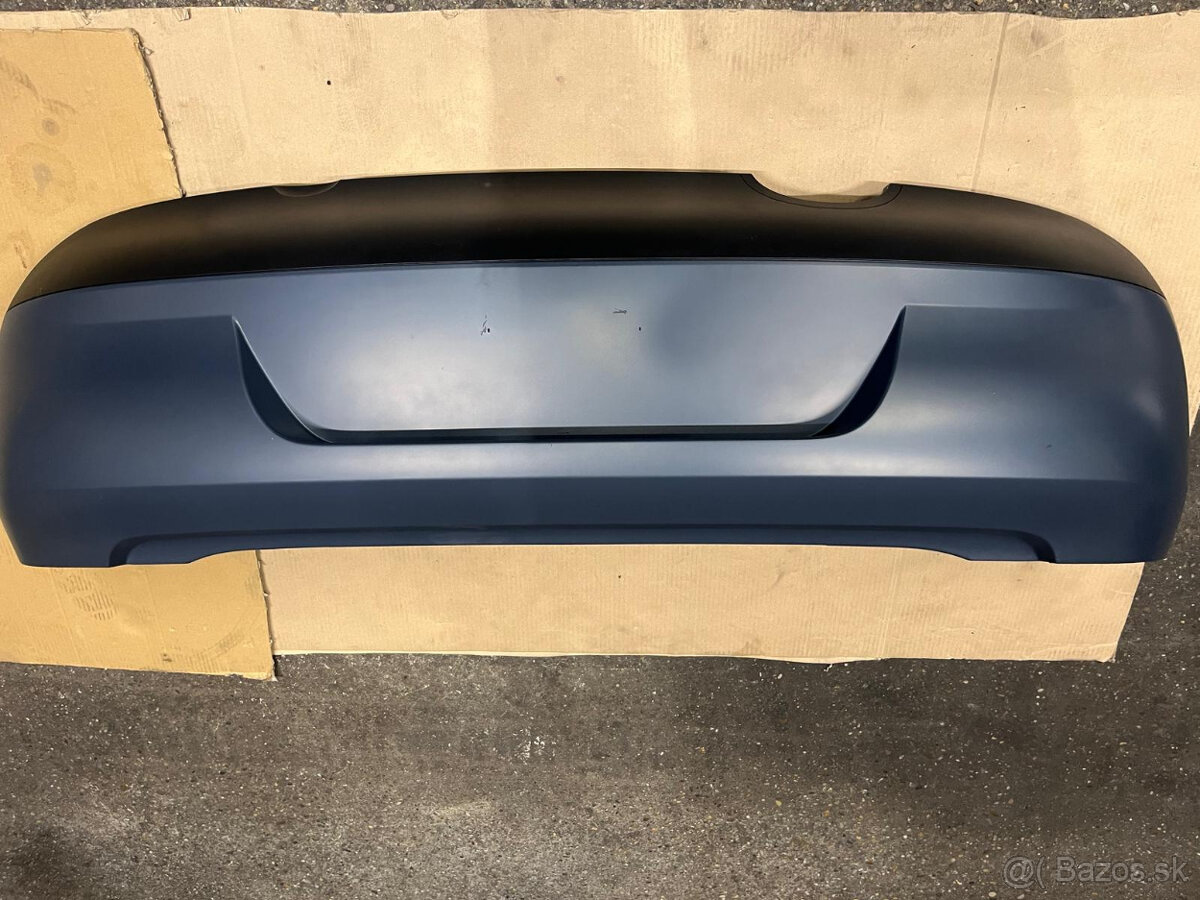 ZADNY NARAZNIK VW FOX 5Z0807421P