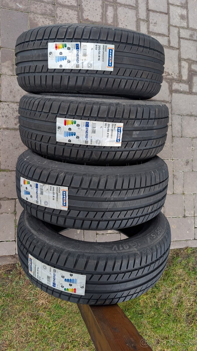 Pneumatiky 205/55 R16